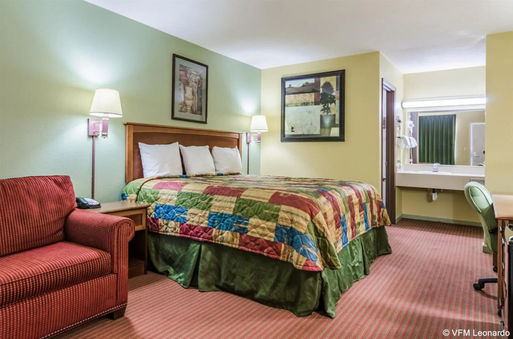 Regency Inn