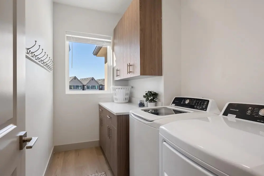 Hallser's Hive #4 3 Bedroom Townhouse