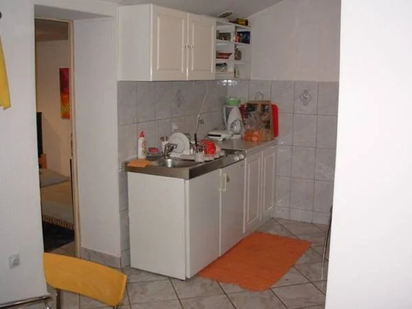 Hostel 021