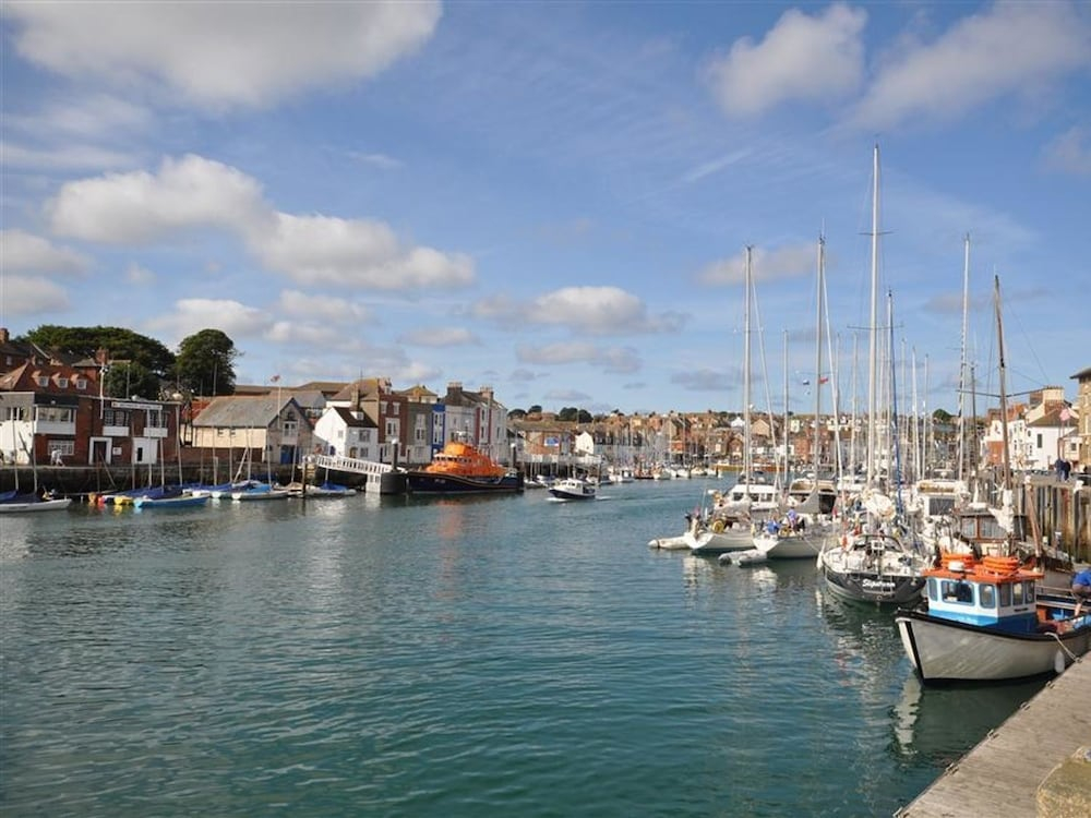 Harbourside Apartment