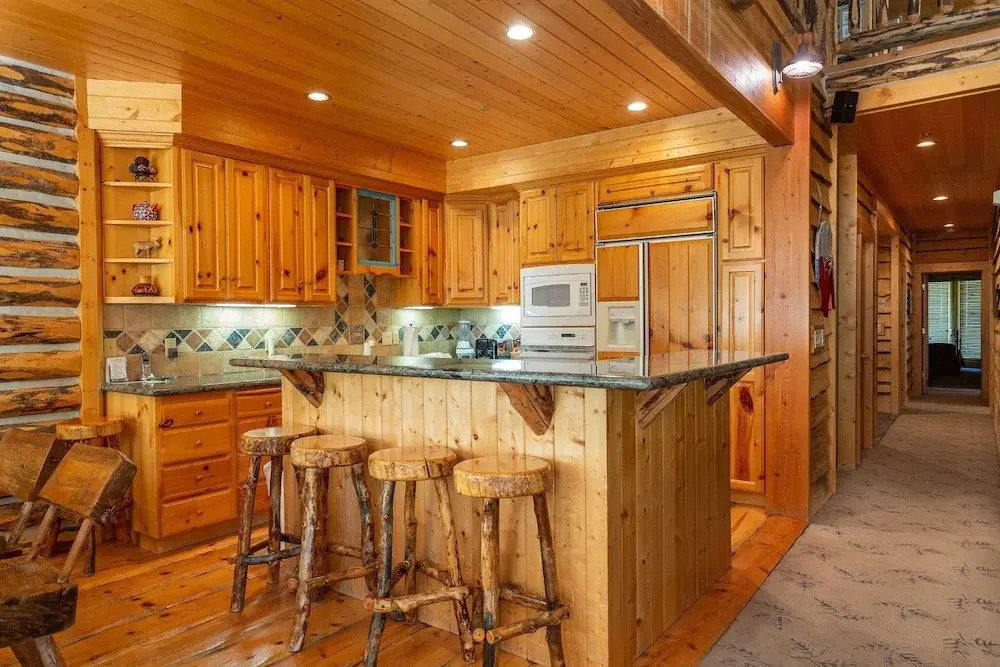Bristlecone at Deer Valley Resort - Three Bedroom Condo with Loft and Hot Tub #504 3 Condo