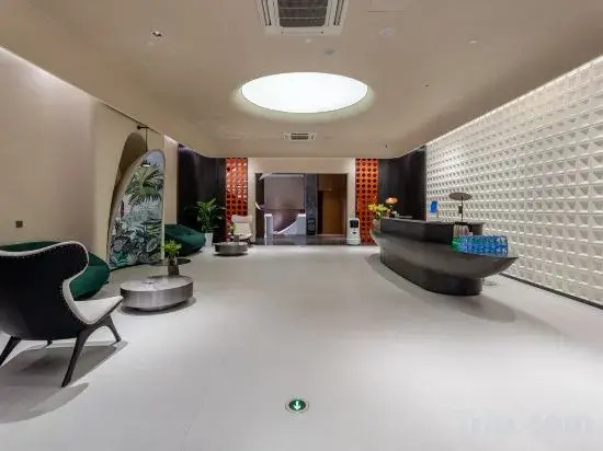 Qingmu Zhuji Hotel (Wanda Yintai City Branch)