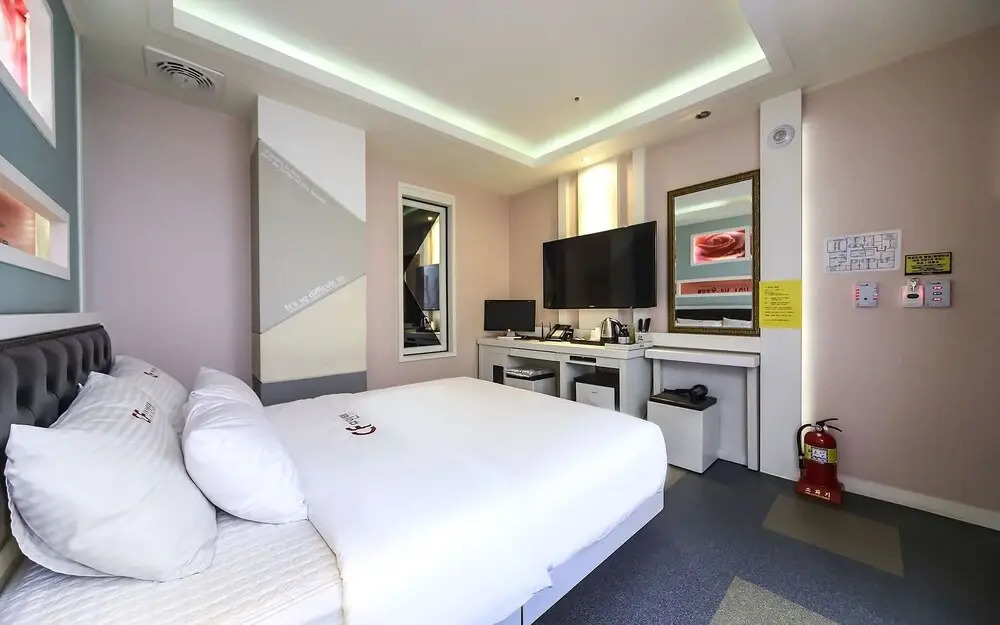 Jinju CF Self Check-in Motel