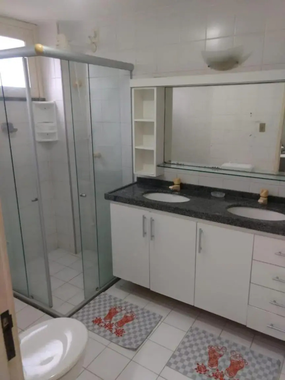 Ap por temporada com 2 quartos e uma suíte , excelente área de lazer, Praia do Futuro, condomínio Cartier-Fortaleza