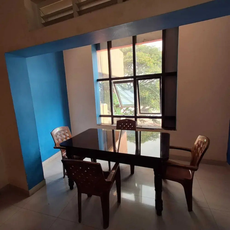 Sri Vinayaka Lodge