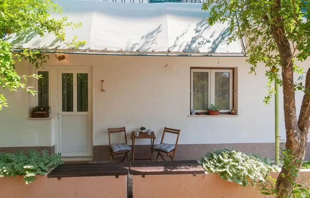 Stunning Apartment in Jesenice With 1 Bedrooms and Wifi