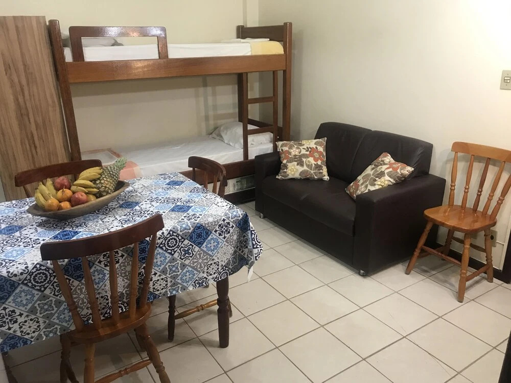 Regina Del Mare Residence Apartamentos completos para até 05 pessoas a 50 metros da praia