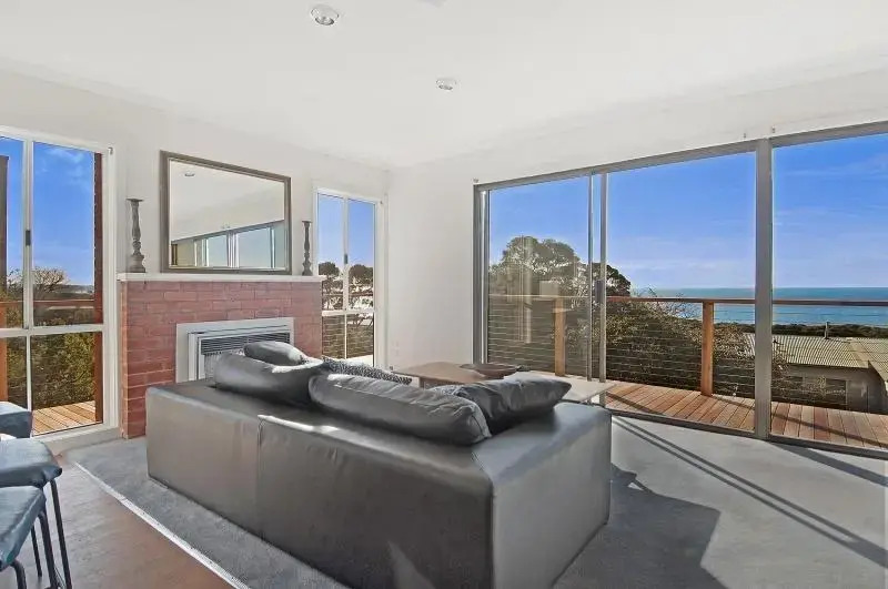 Breezy Bay Views