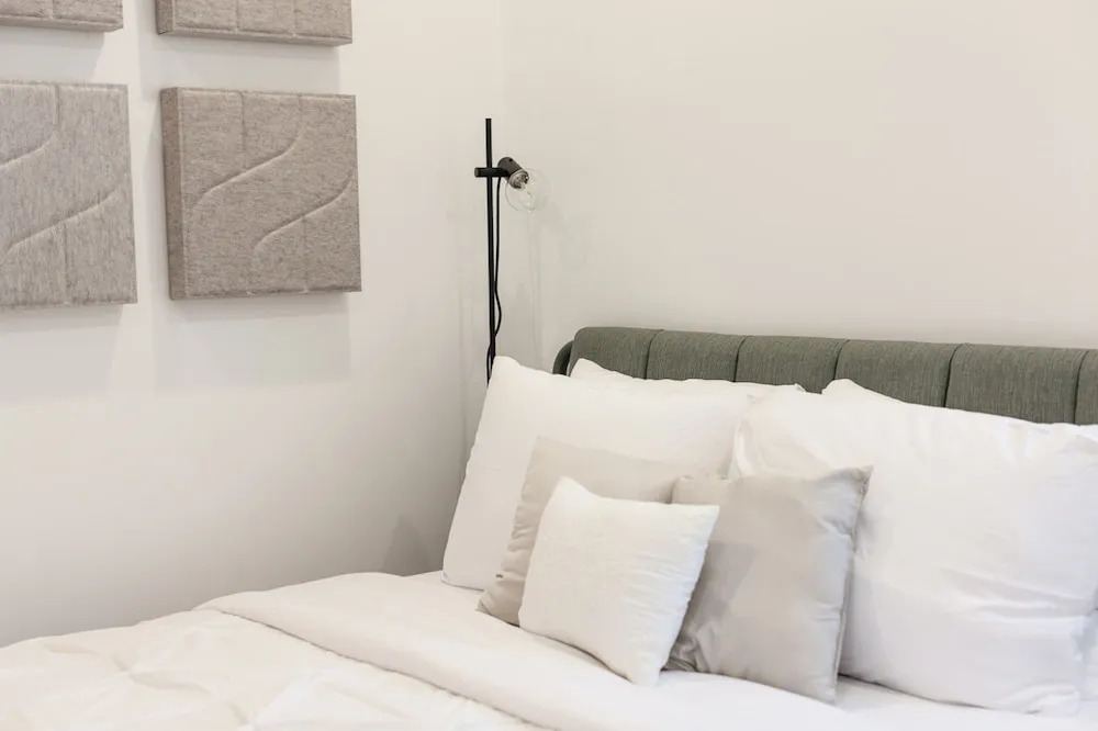 Scandinavian-style 1BR Apartment Built 2024 p80