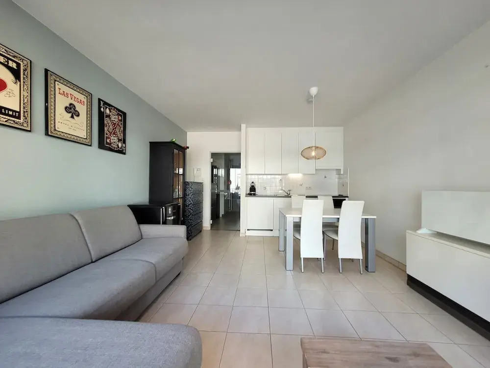 Central Apartment Near Sea & Casino