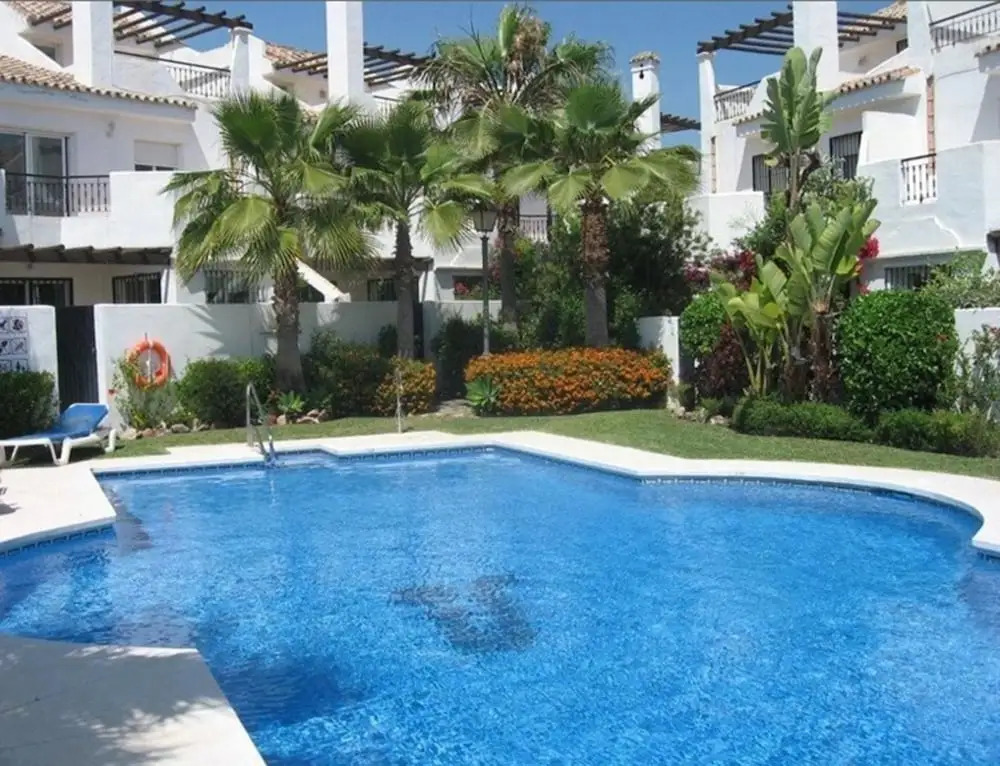 Lovely, Well Appointed Spanish Townhouse