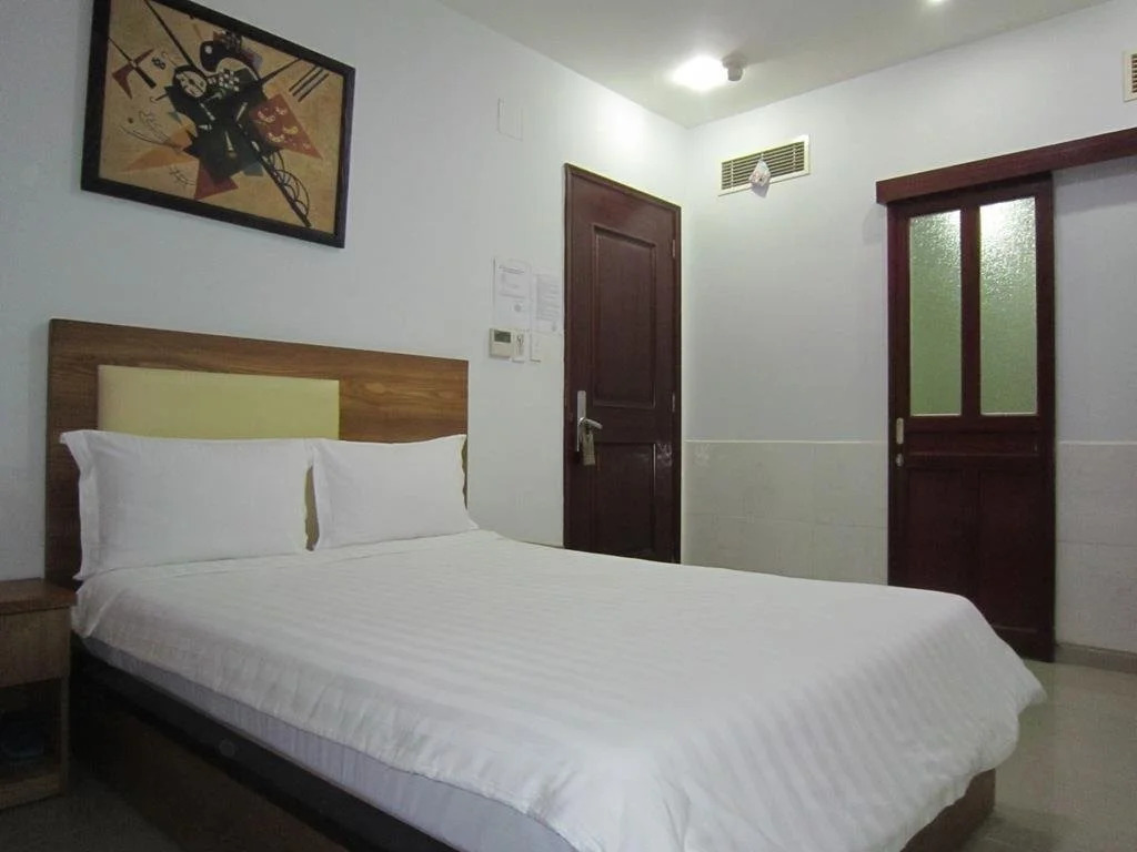 Danh Uy Hotel