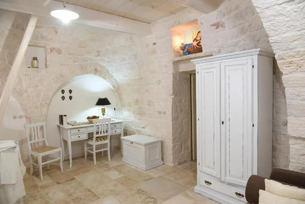 Trulli Occhi Di Pietra
