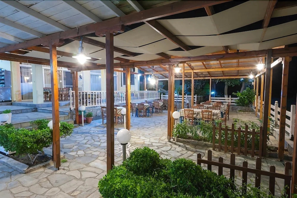 Evgatis Hotel