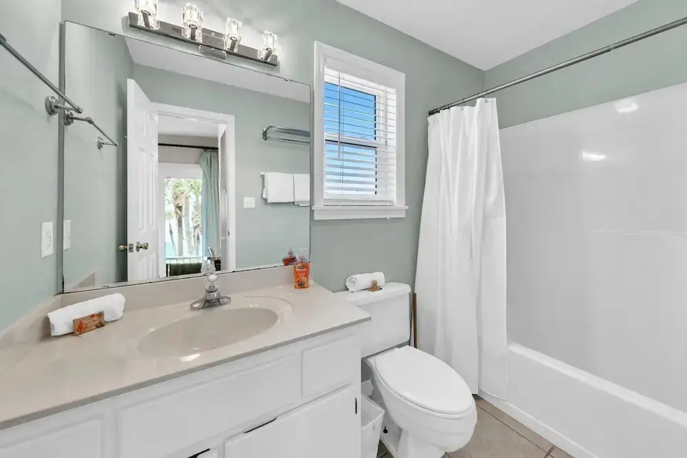 Beachside Villas 823