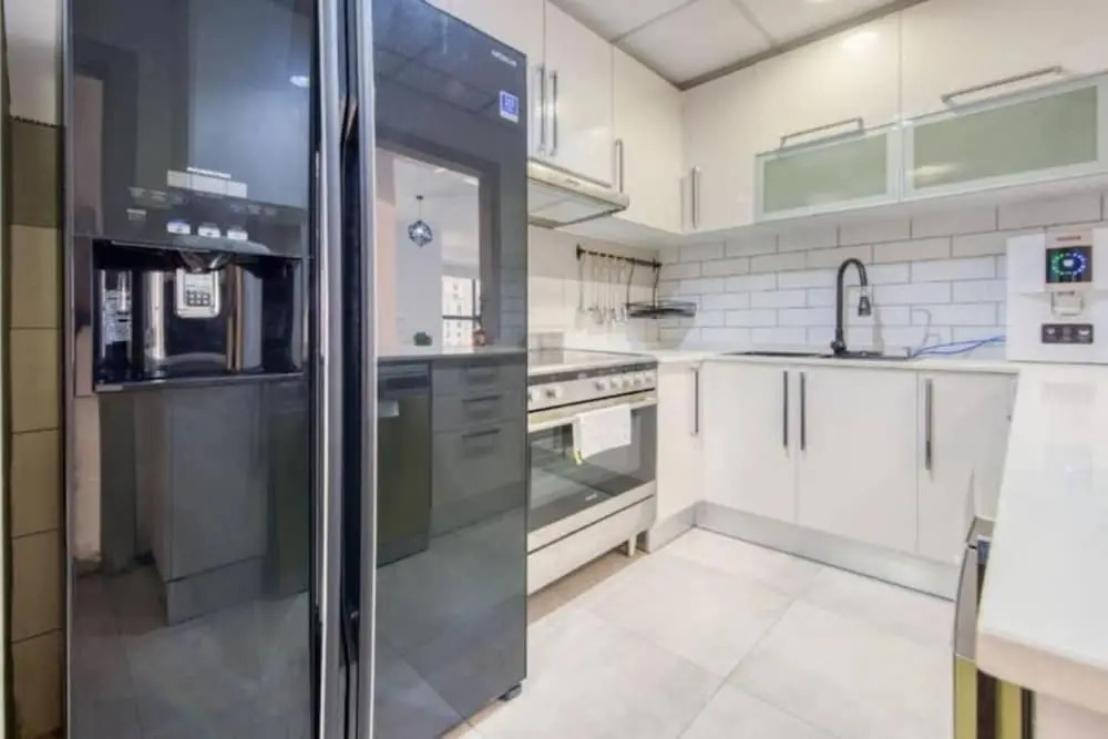 Jbr Sea View Captivating 4-bed Apartment in Dubai