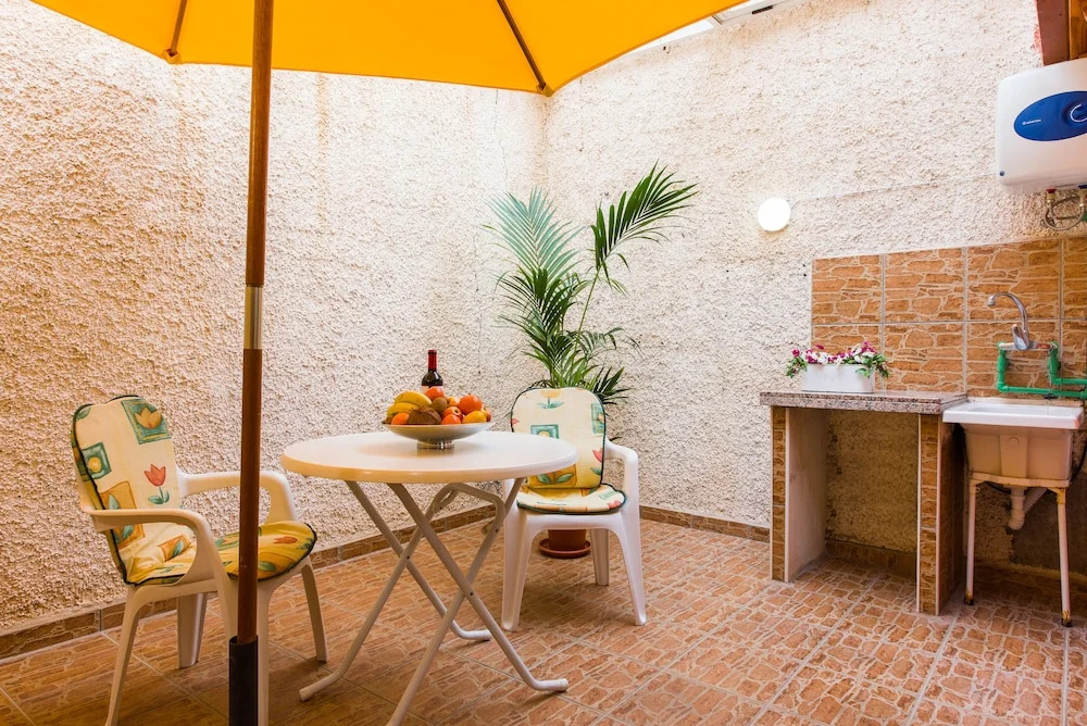1b. Wonderful Apartment with Sea View in Playa De Las Vistas