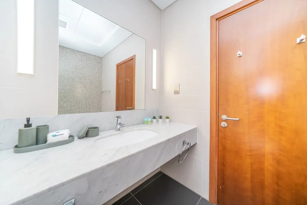 Higuests Vacation homes - Park Central