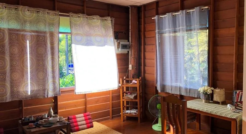 Nine House - Hostel