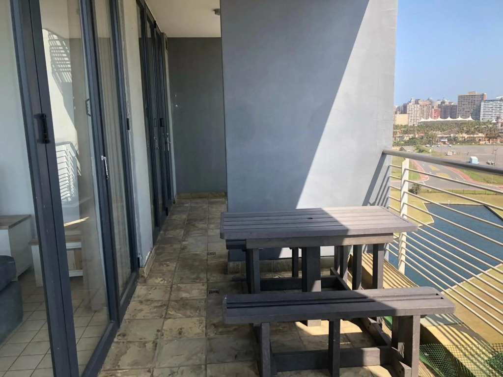 Durban Beach Front SPECTACULAR OCEAN VIEWS - 3 BED