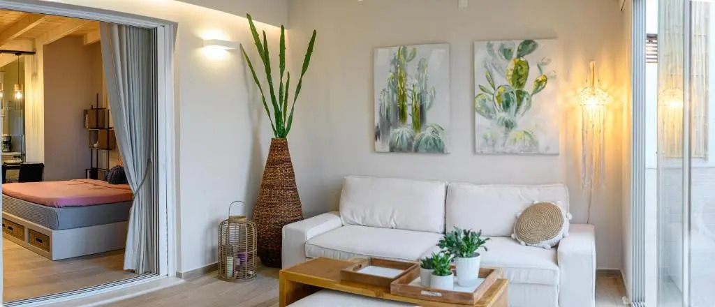 Fiorela's casa- A stylish loft apartment in the heart of Preveza