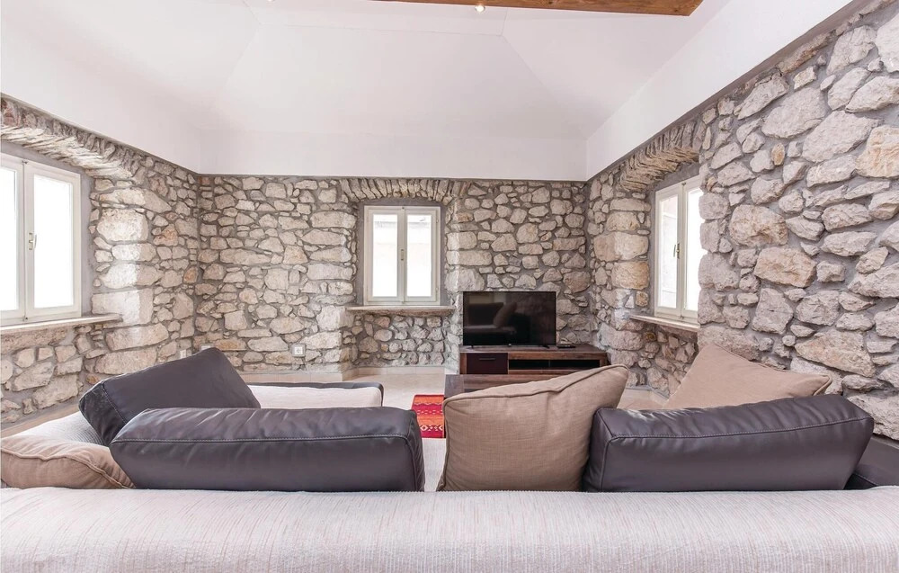 Nice Apartment in Bakar With Wifi and 1 Bedrooms