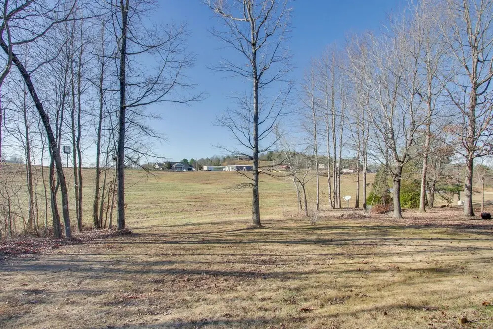 2 Mi to Pickwick Landing State Park: Home w/ Yard