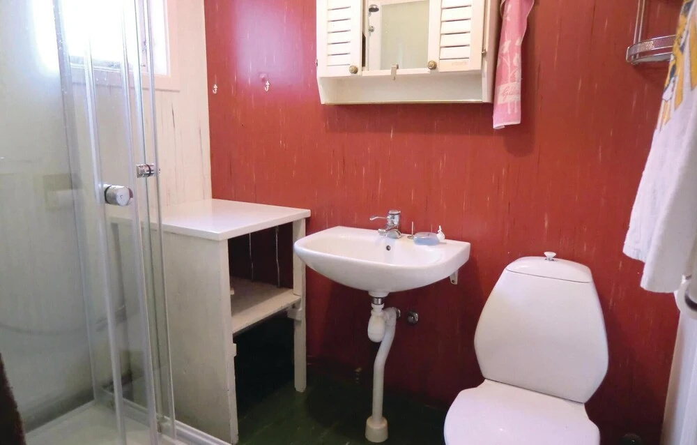 3 Bedroom Lovely Home In Vetlanda
