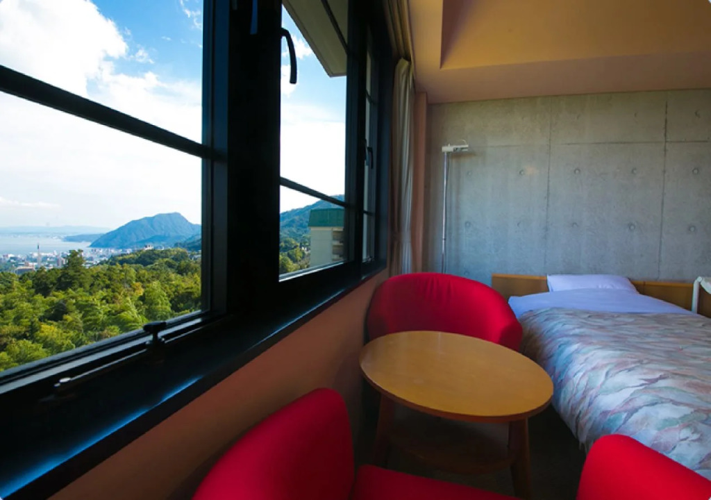 BEPPU DOG RESORT HILLS & BAY