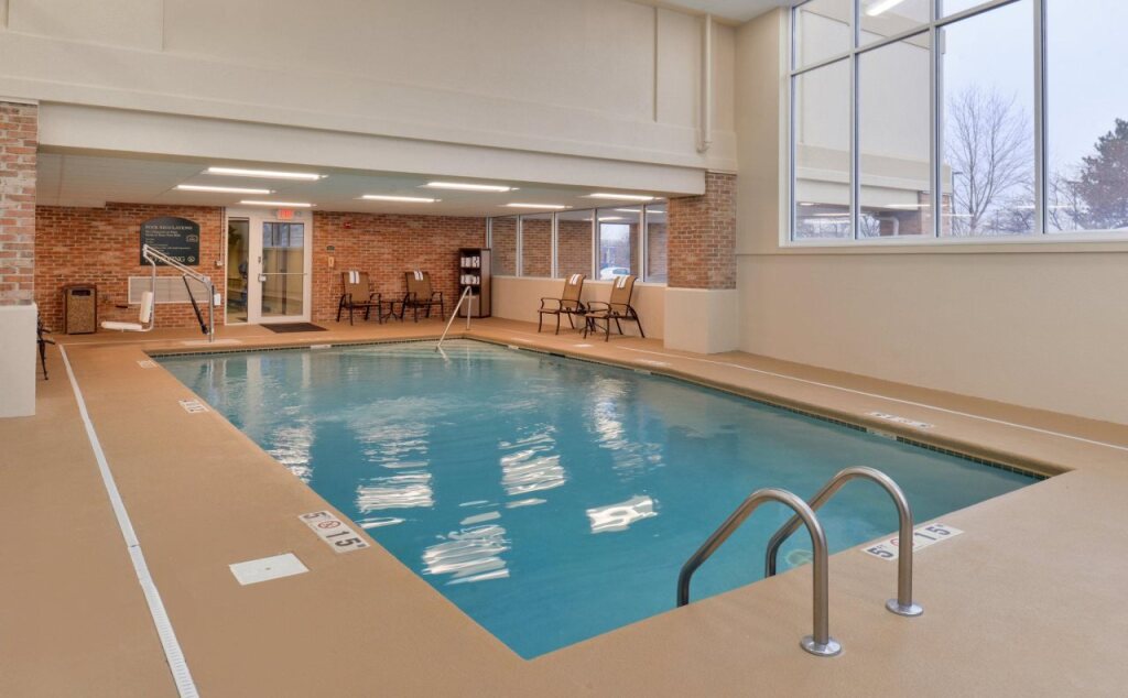 Holiday Inn & Suites Overland Park-Conv Ctr by IHG