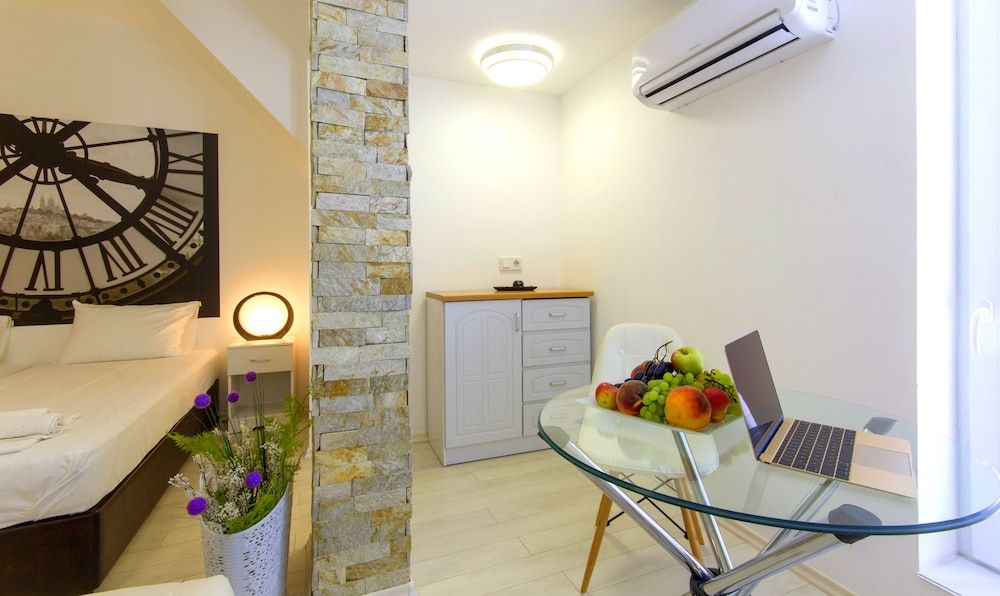 Penthouse Suites