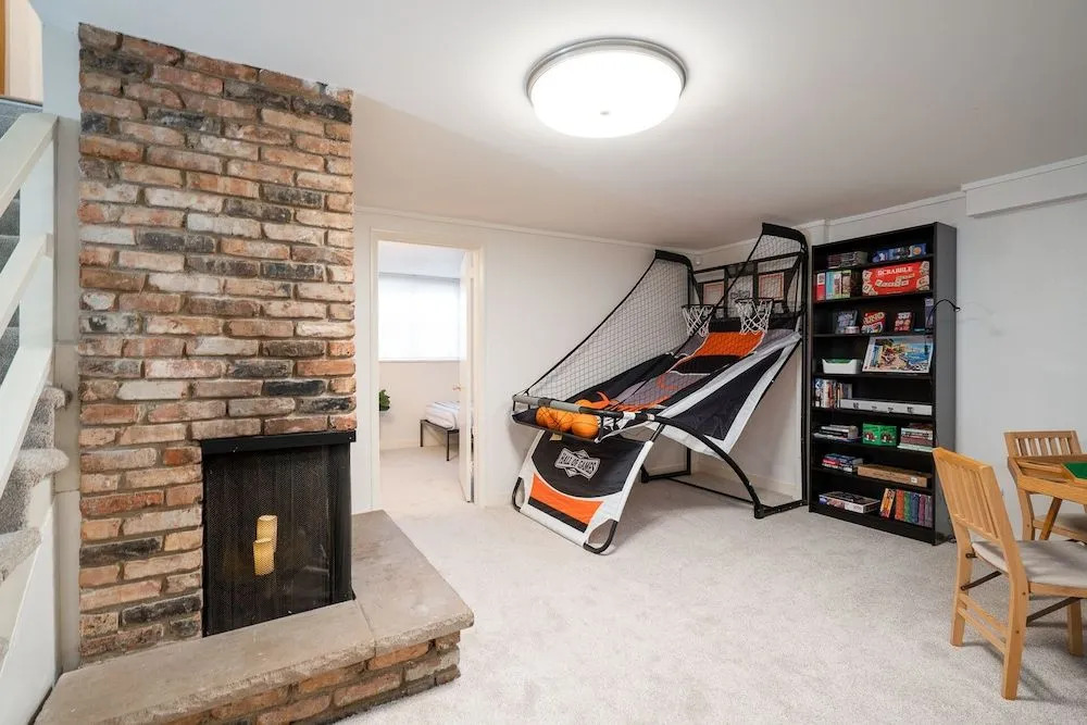 Linden Hills Retreat