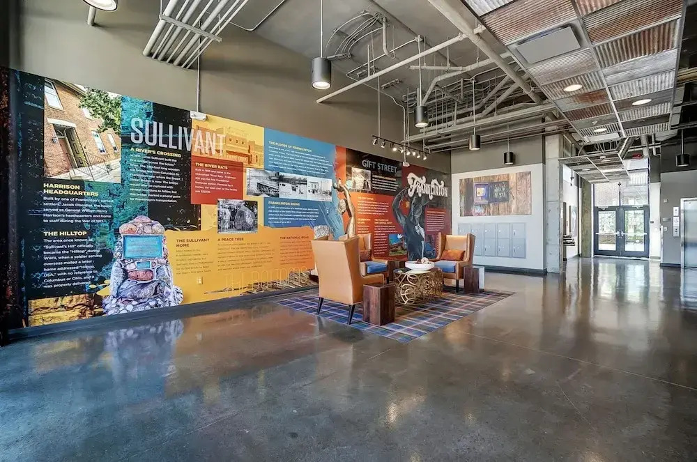 Downtown Designer 2BR Parking W D Gym Pool