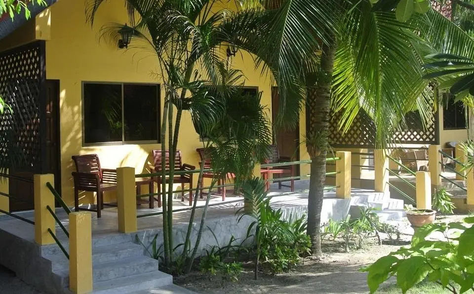 Terra Selisa - Dolphin Beach