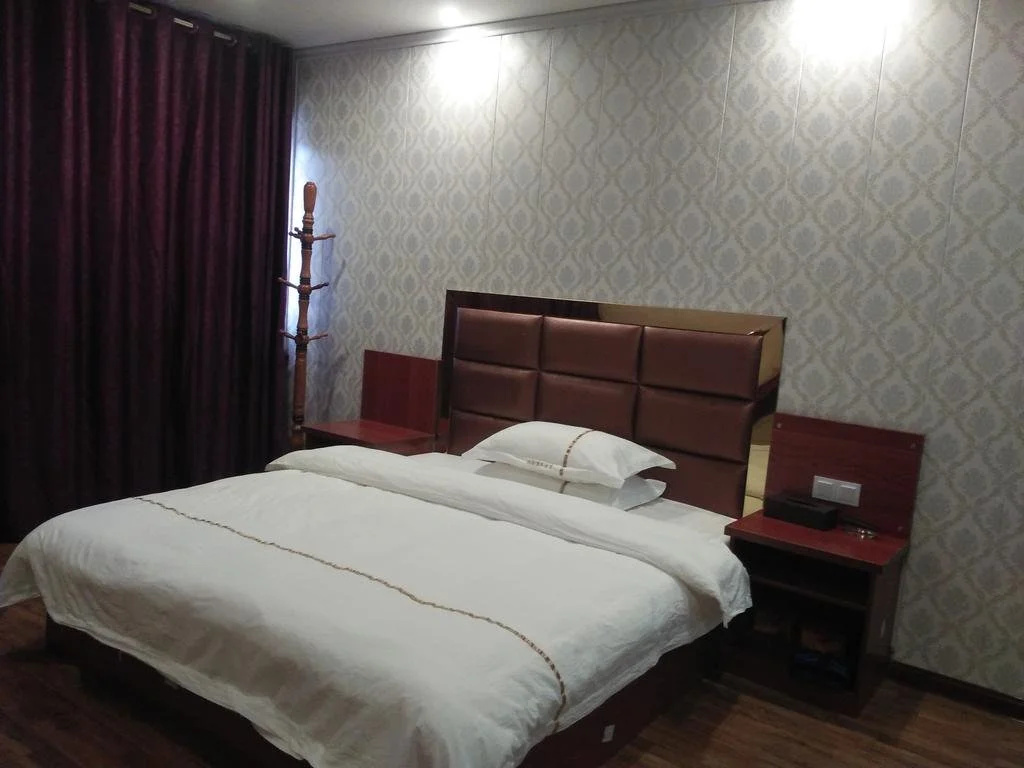 Xiangnan Business Hotel