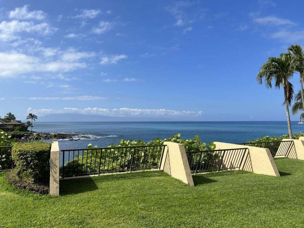Oceanfront Condo Near Napili Bay 1br - Unit B19 1 Bedroom Condo