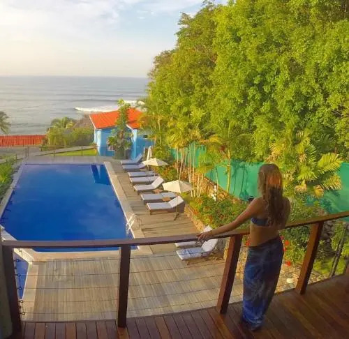 Kayu Surf Resort