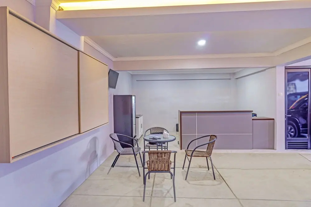 Capital O 93068 D Twinz House Syariah