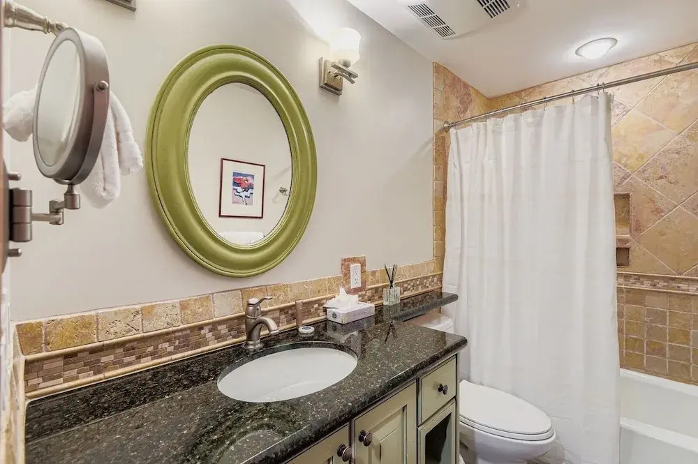 1763 Lakeside Getaway At Deer Valley! 3 Bedroom Home