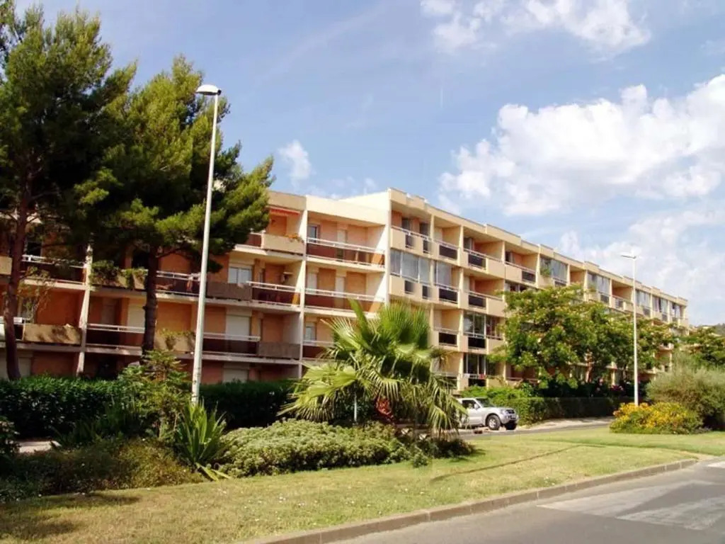 Appartement Bormes-les-Mimosas, 1 pièce, 4 personnes - FR-1-251-320