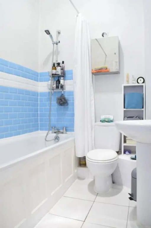2 Bedroom Victorian Maisonette in Brixton