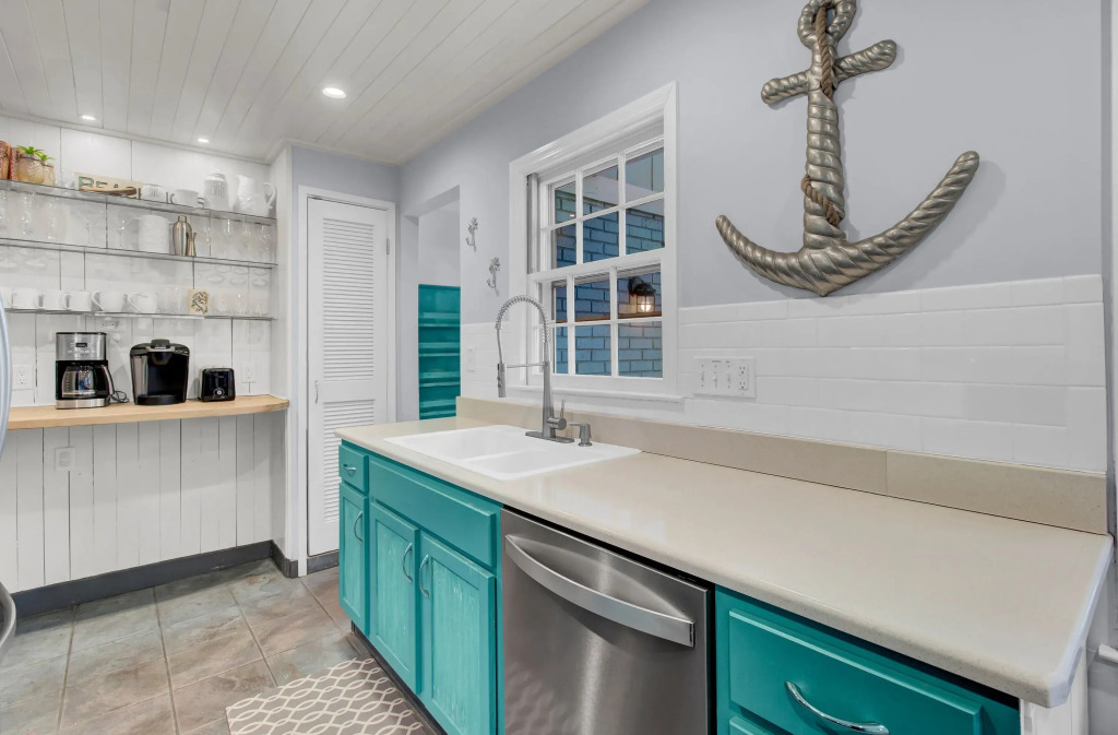 29 24th Avenue by Avantstay Easy Beach Access