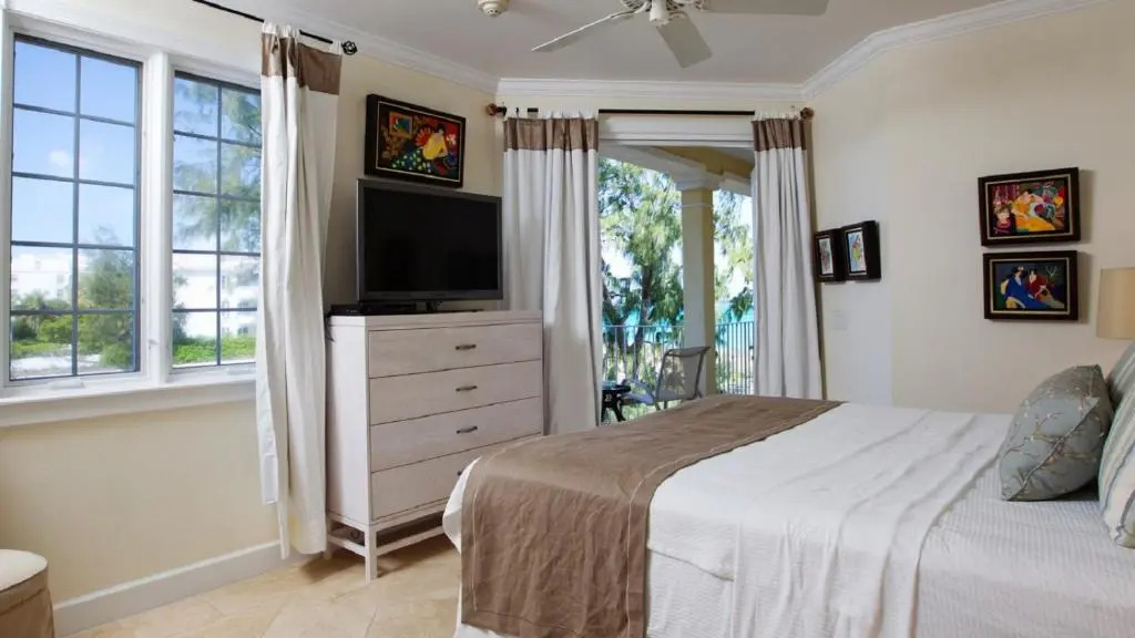 Villa Renaissance Unit 501 Grace Bay Beach