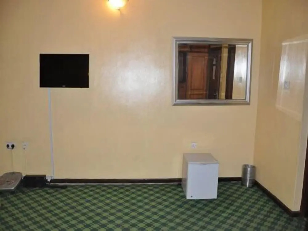 Solitude Hotel Yaba