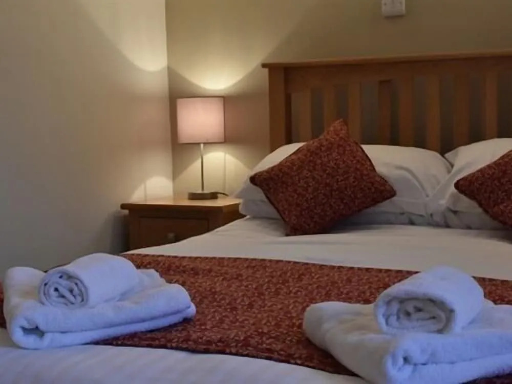 The Crown Inn Hotel