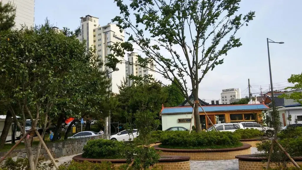 Shinsiwa Hanok Guesthouse 2 (Green Way Park)