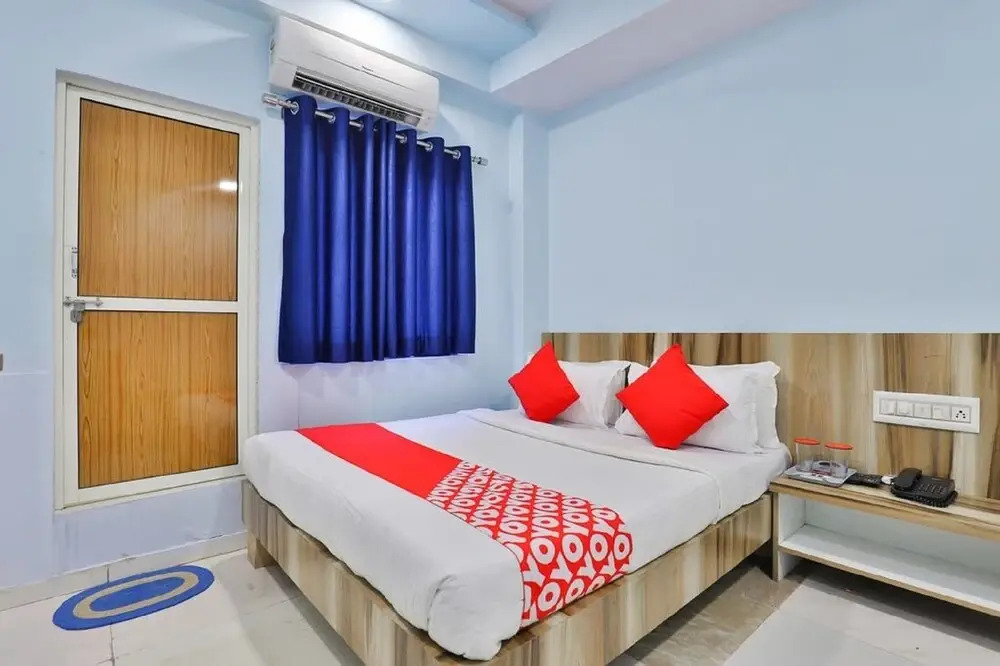 Hotel O Swell