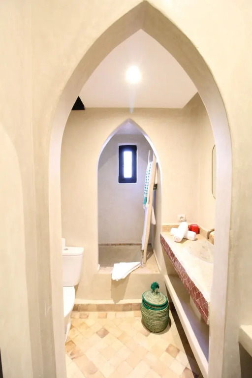 Riad Agnes & Zohra