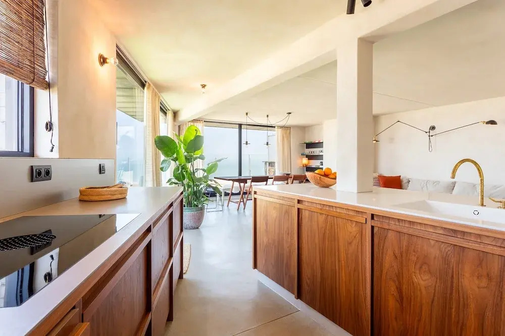 Apartment on Coast With Panoramic Views