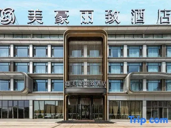 MEHOOD LESTIE HOTEL